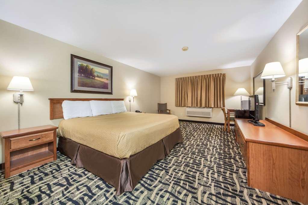 Super 8 By Wyndham Cozad Hotel Exterior foto