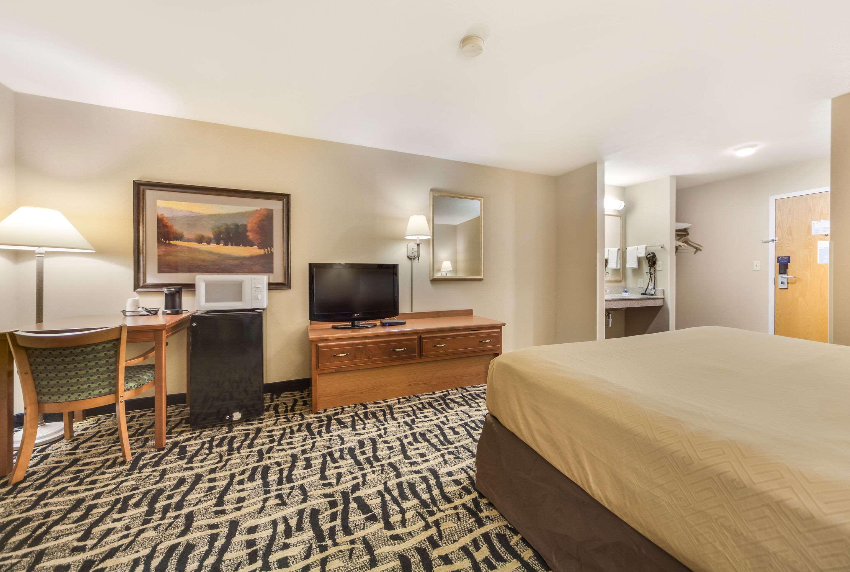 Super 8 By Wyndham Cozad Hotel Exterior foto