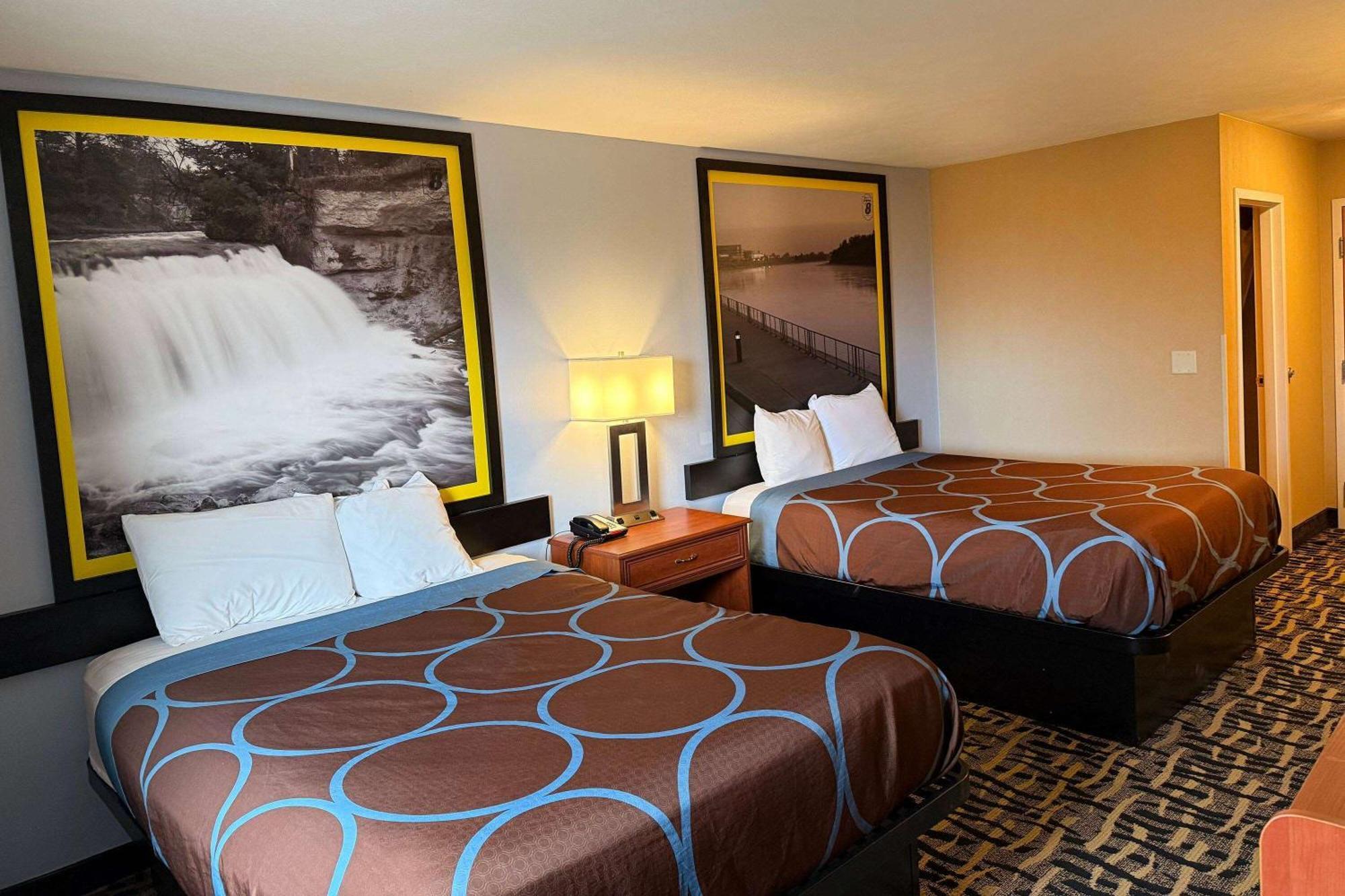 Super 8 By Wyndham Cozad Hotel Exterior foto