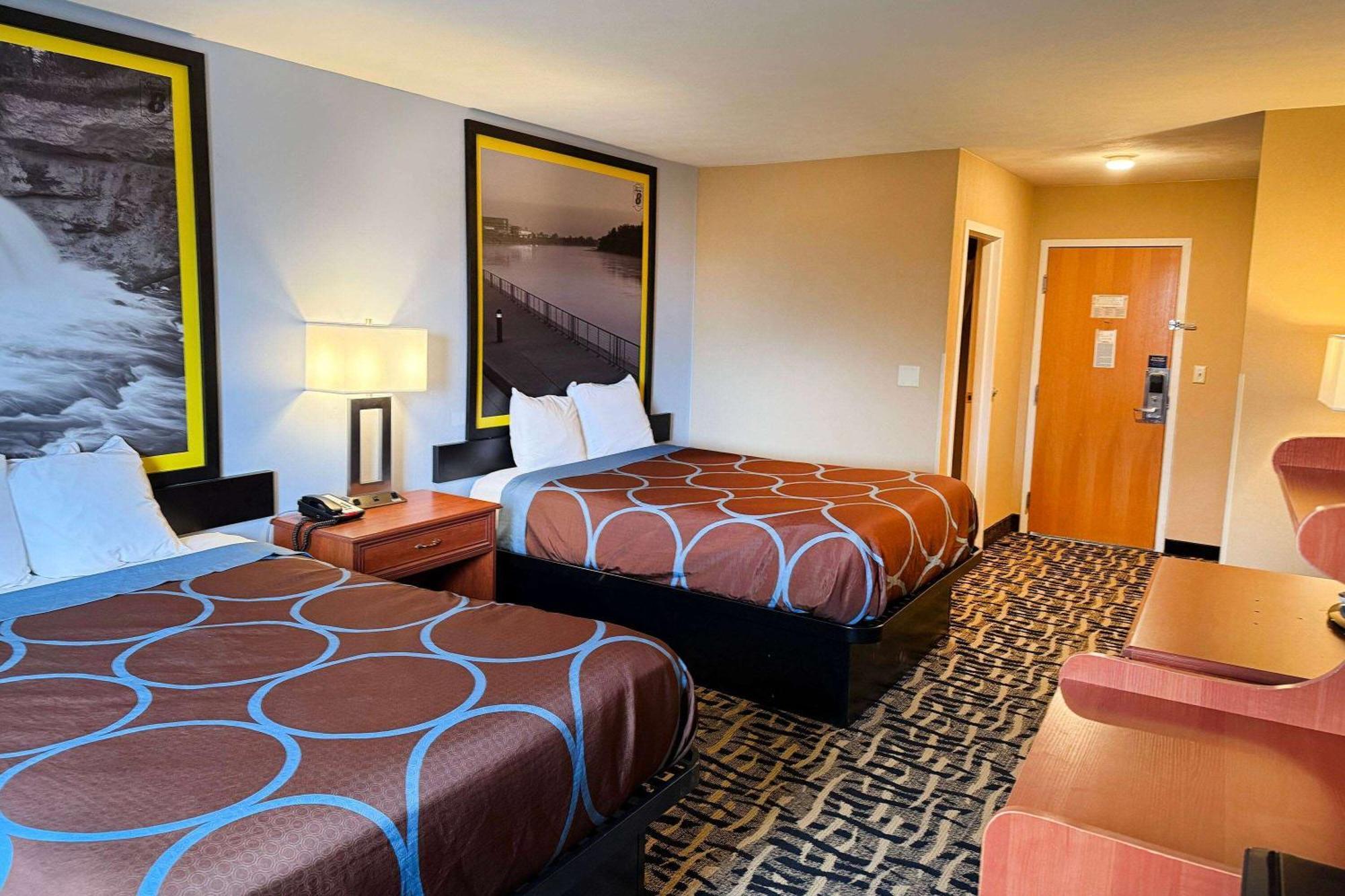 Super 8 By Wyndham Cozad Hotel Exterior foto