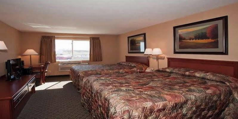 Super 8 By Wyndham Cozad Hotel Exterior foto